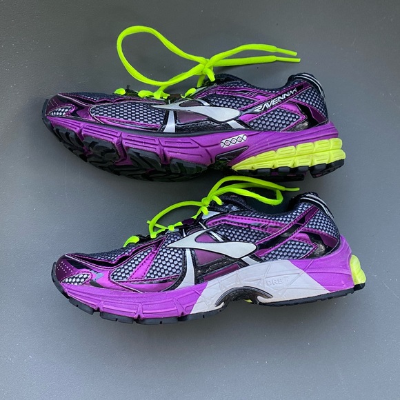 Brooks Ravenna 5 Running Shoes - Picture 5 of 10